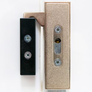 CERRADURA PUERTA BATIENTE DOBLE KIT PLATA Y NEGRO